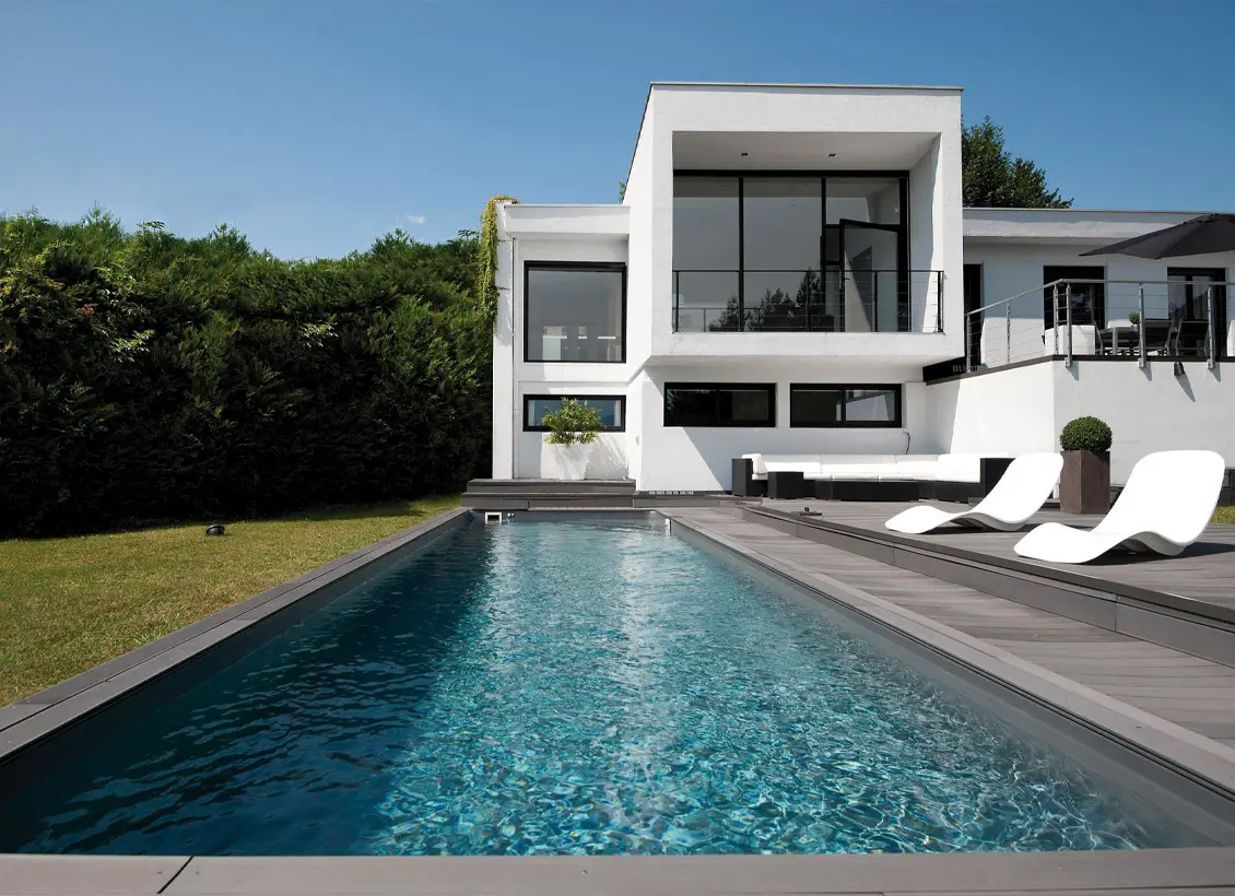 Rechteckiger Swimmingpool Flensburg